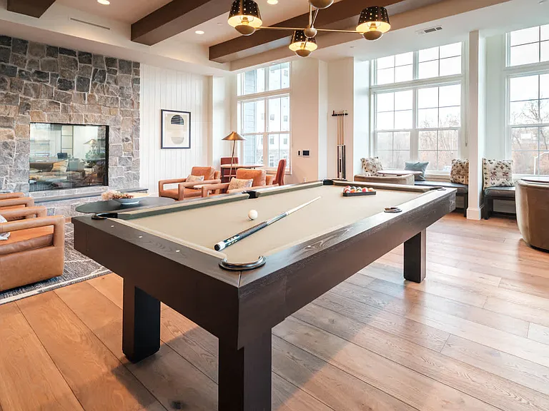 Resident Lounge with Billiards