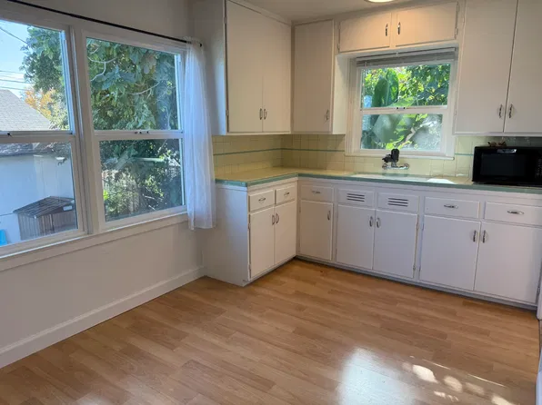 319 D St #B, Redwood City, CA 94063
