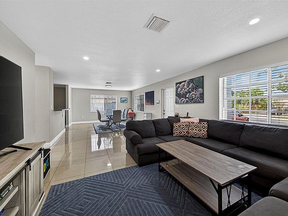 3rd image of 348 NW 40th Court
