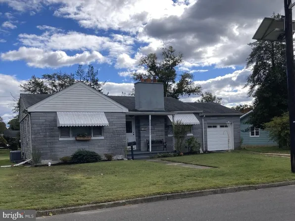 620 Hamilton Ave, Roebling, NJ 08554