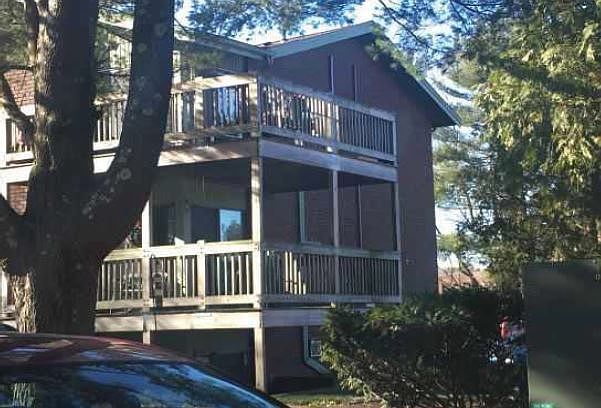 2nd image of 980 Plain St