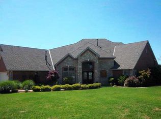 2124 Red Prairie Dr, Edmond, OK 73025