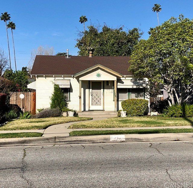 1st image of 415 N Cullen Ave
