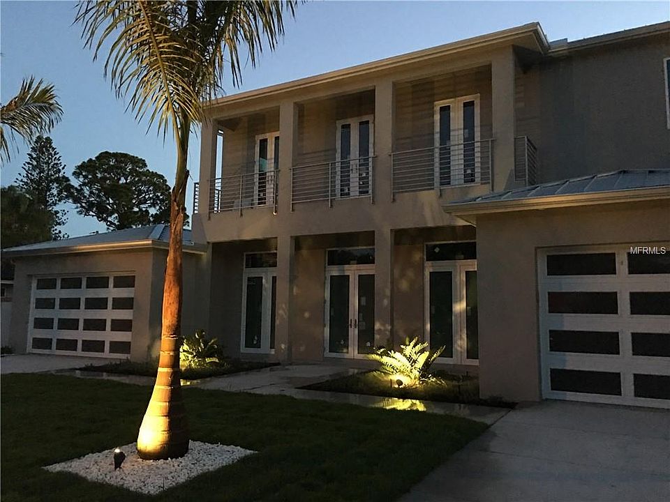 2nd image of 2275 Hibiscus St