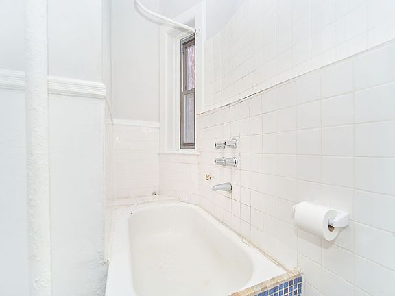 4th image of 533 E 81st St APT 4B