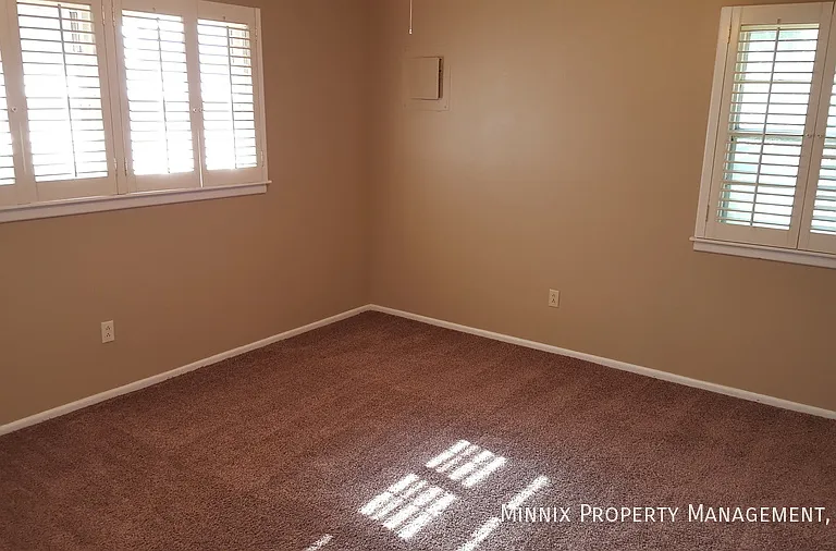 4403 59th St — Photo 24