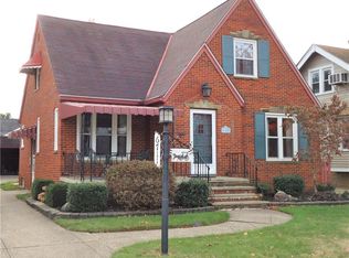 6711 Ackley Rd, Parma, OH 44129