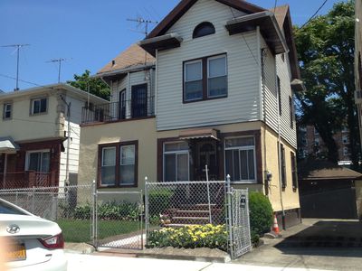 2039 E 15th St, Brooklyn, NY, 11229