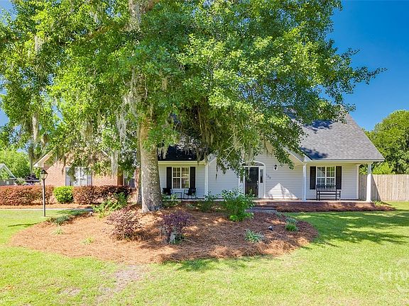 3rd image of 109 Kensington Circle