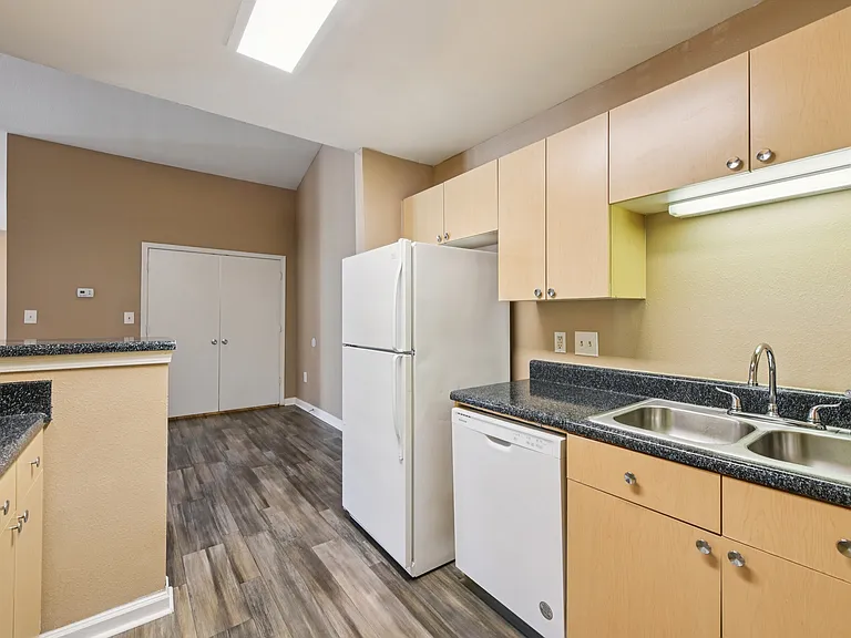 Westfield Thorngrove, LLC — Photo 72