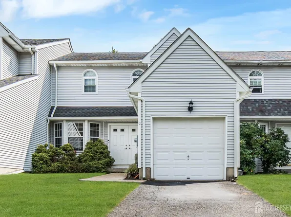 12 Munsee Trl, Branchburg, NJ 08876