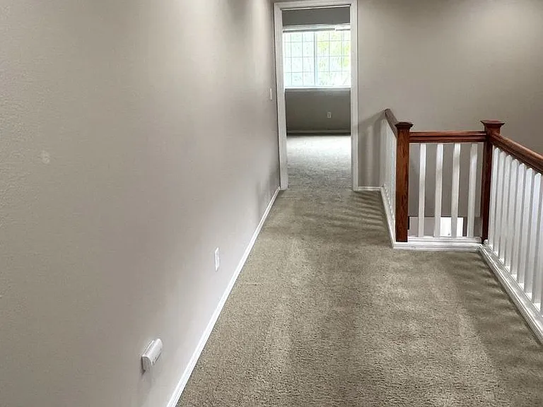 1008 SE Bacarra St — Photo 15