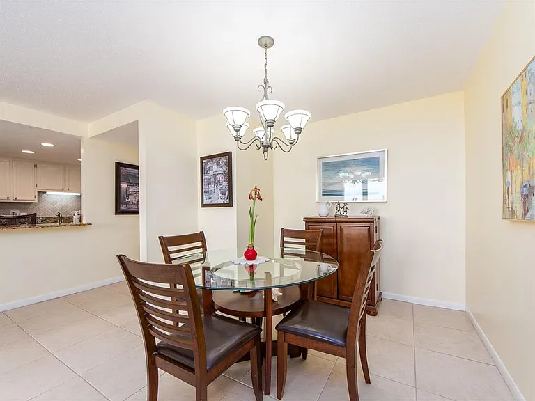 675 S Gulfview Blvd #902 — Photo 14