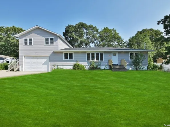 47 Musket Drive, Shirley, NY 11967