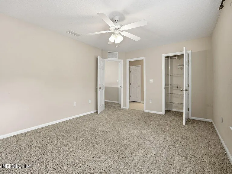 11152 Castlemain Cir S — Photo 14