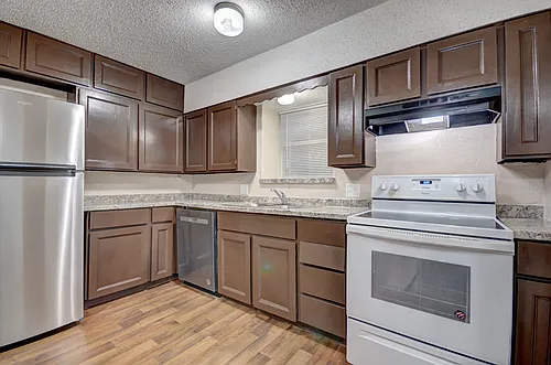 3319 Crites St Photo 1
