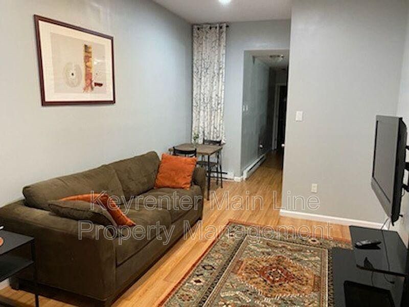 1st image of 1333 N 16th St #1