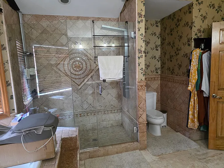 526 Moonachie Ave — Photo 12