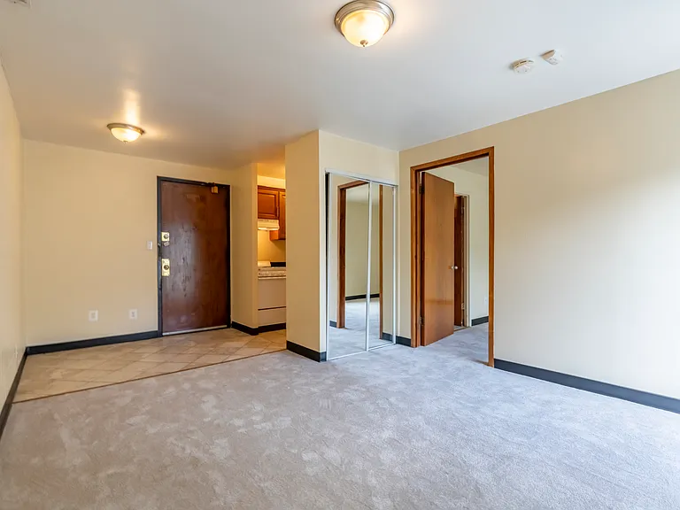 921 S Main St #21 — Photo 7