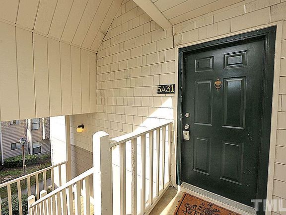 4th image of 600 Audubon Lake Dr #5A-31