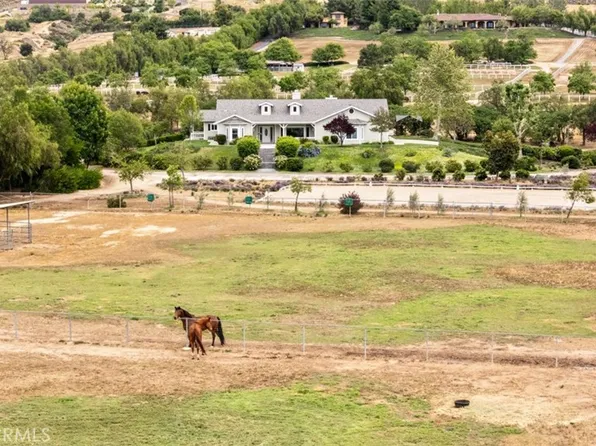 820 Santa Fe Highlands Dr, Ramona, CA 92065