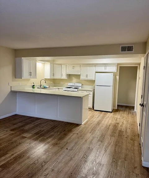 1022 El Camino Dr #C — Photo 1