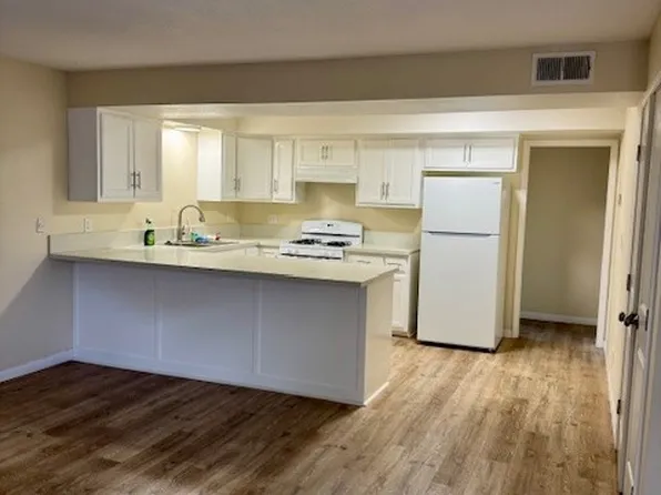 1022 El Camino Dr #C, Costa Mesa, CA 92626