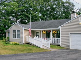 40 Hillcrest Dr, Kennebunk, ME 04043