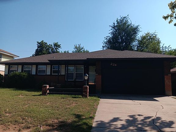 224 West Glenhaven. 2 car garage and street parking available.