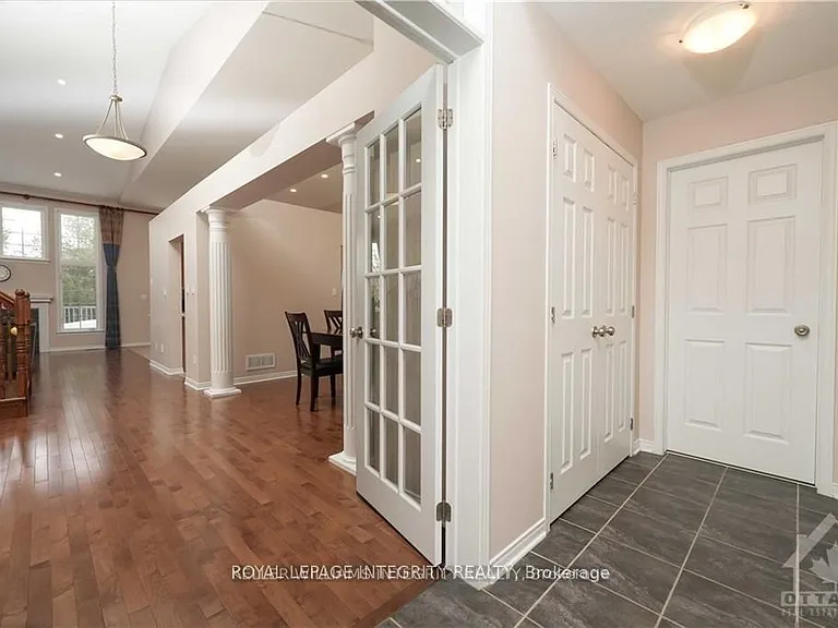 404 Kilmarnock Way — Photo 3