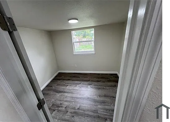 349 San Diego St — Photo 15