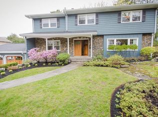 28 Gale Rd, Swampscott, MA 01907