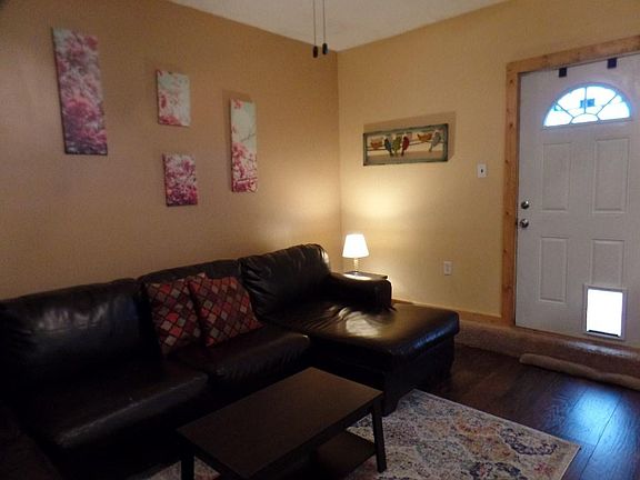 3rd image of 328 Linden Ave
