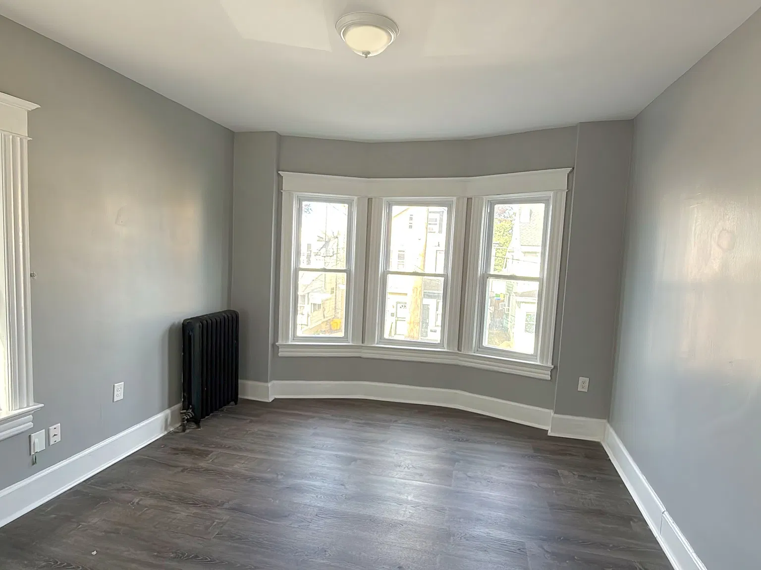 5 bed, 1250 sqft, $1,900 — Photo 4