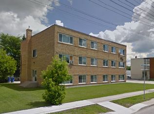 397 Saint Annes Rd #11, Winnipeg, MB R2M3C1