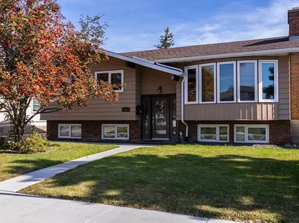17311 107th St NW, Edmonton, AB T5X 3H5