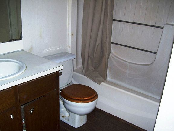 GREEN T DUPLEX BATH