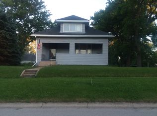 301 Glad St, Schleswig, IA 51461