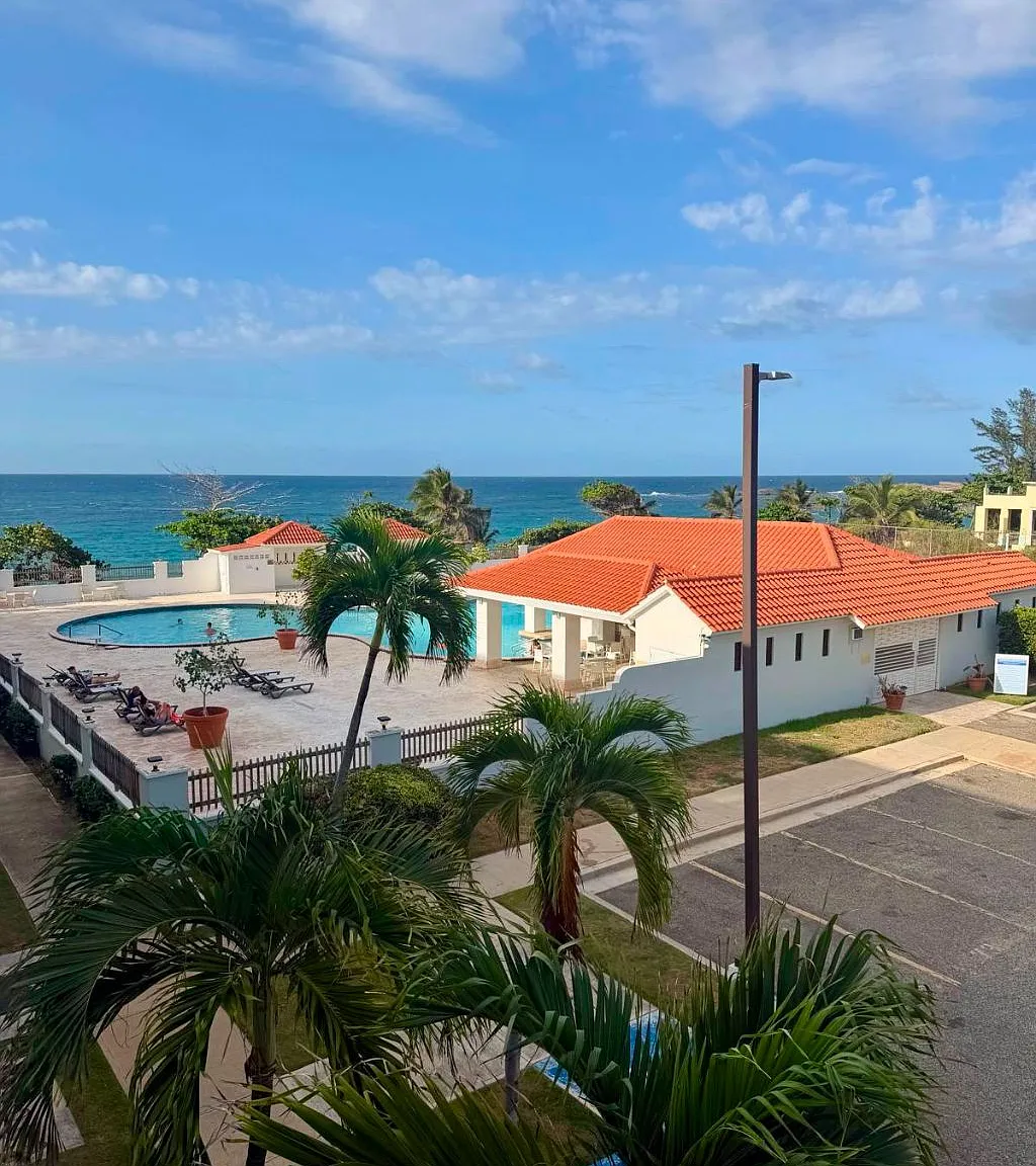 1 bed, 1.0 bath, 700 sqft, $1,200 — Photo 1