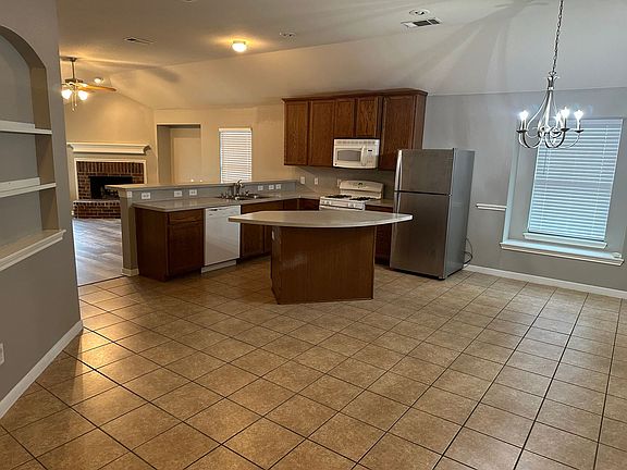 3rd image of 5209 Bald Cypress Ln