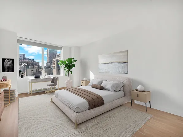 70 West 37th Street image 4 of 28