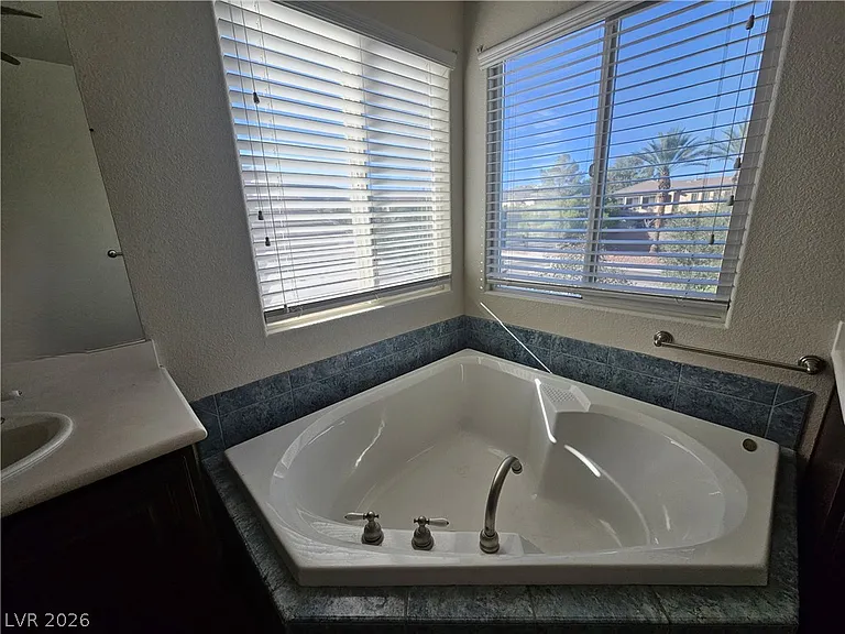 10134 Reflection Brook Ave — Photo 58