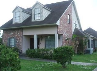 9043 Briarwood Pl, Baton Rouge, LA 70809