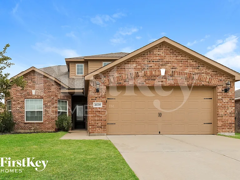 20718 Round Key Dr — Photo 1