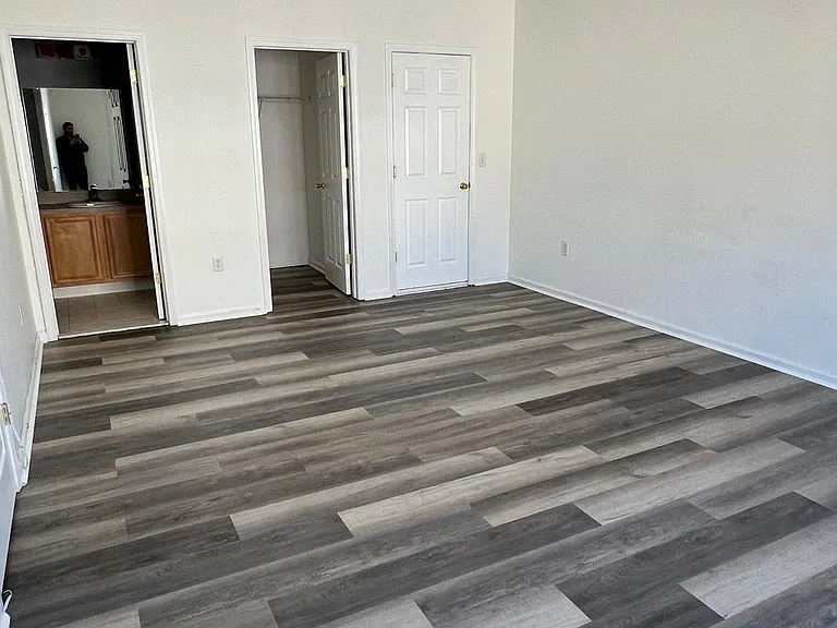 13 Topeka Ct — Photo 18