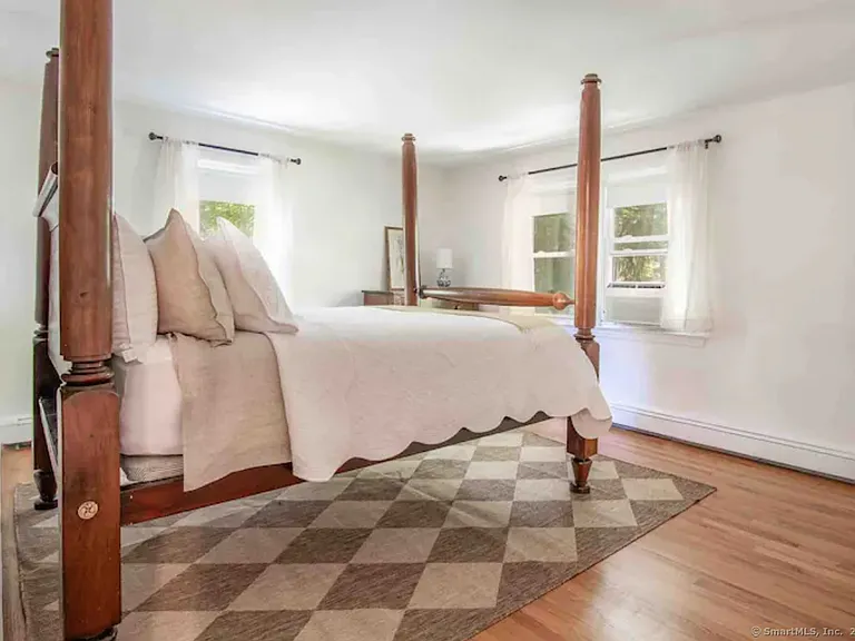 5 Hollow Spring Rd — Photo 25