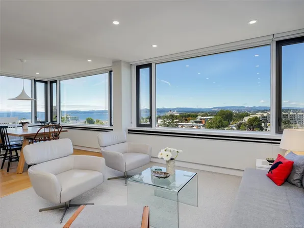 139 Clarence St #704, Victoria, BC V8V 2J1