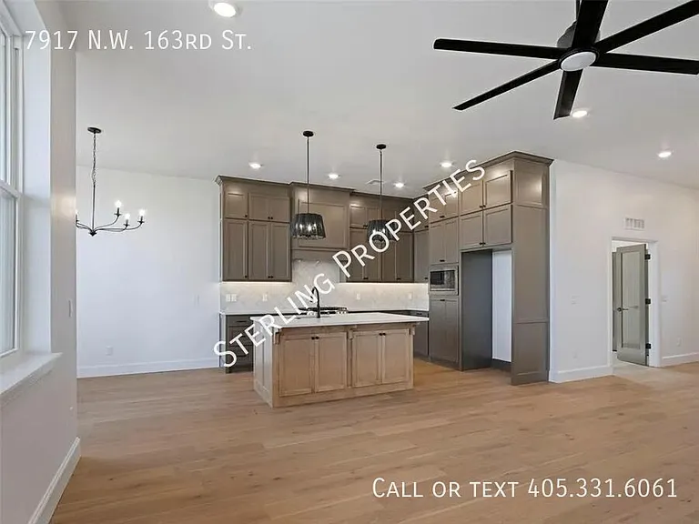 7917 N West 163rd St — Photo 14