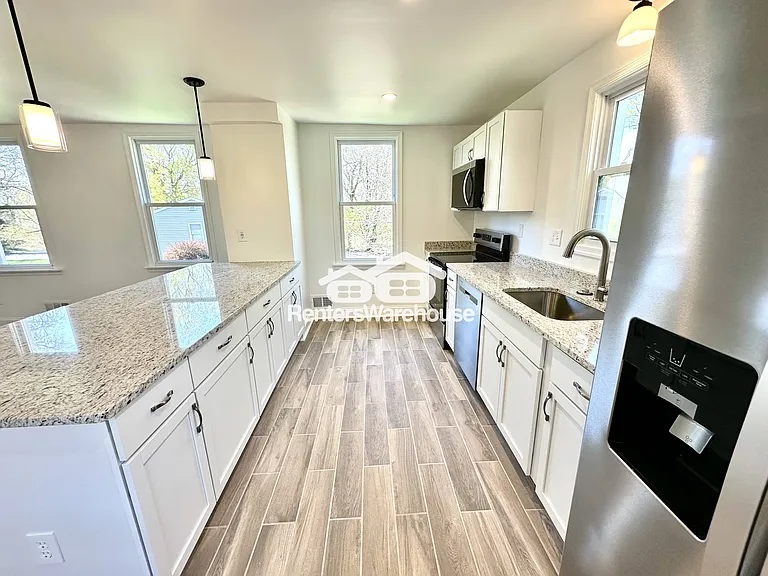 4210 College Ave — Photo 11