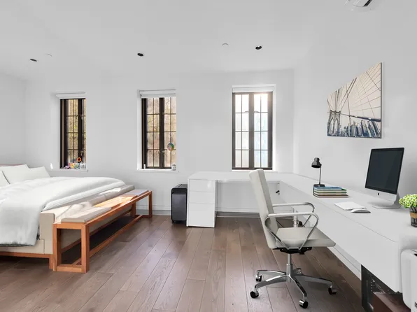 141 West 95th Street image 21 of 25